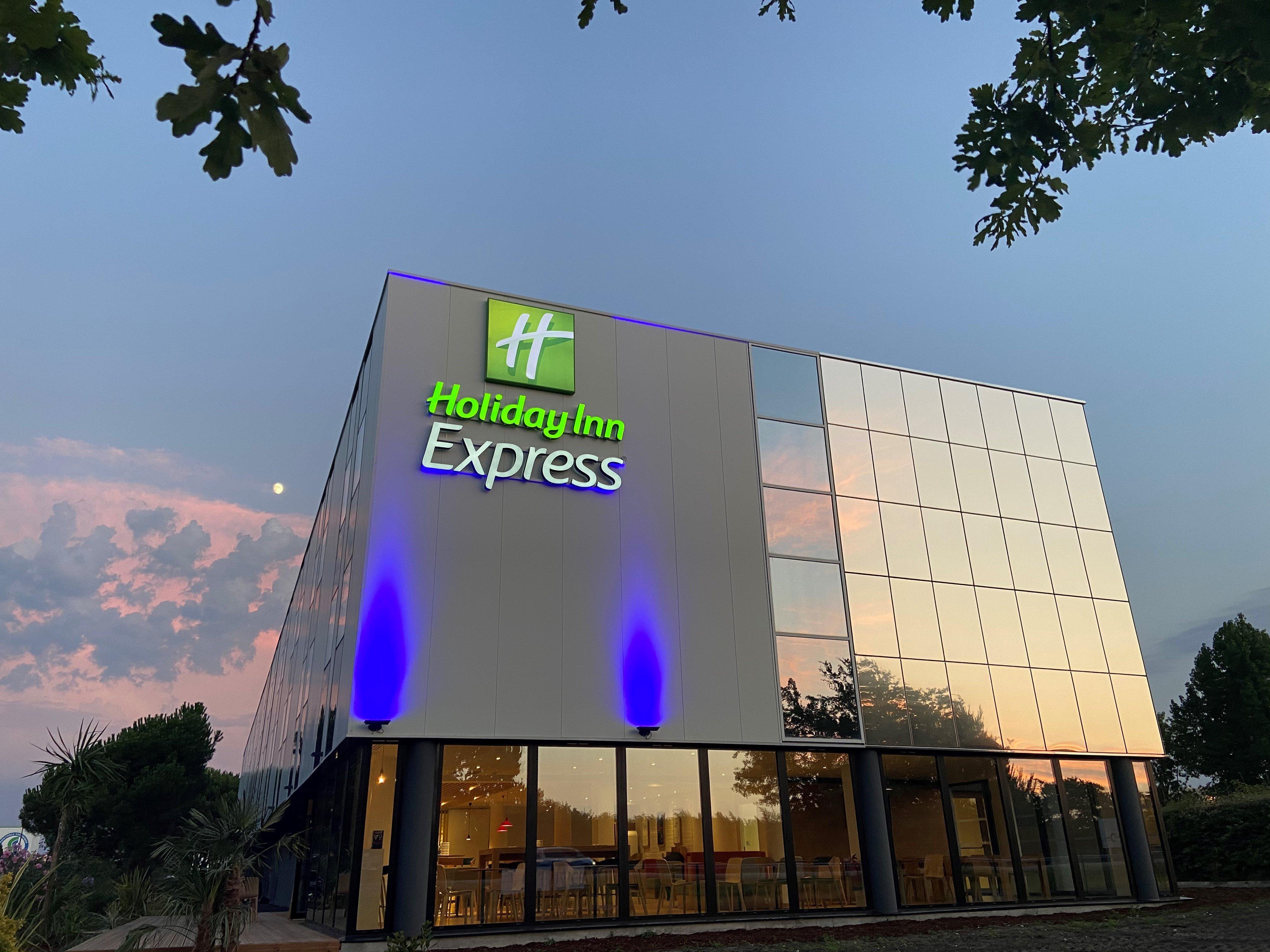 Holiday Inn Express - Arcachon - La Teste, An Ihg Hotel La Teste-de-Buch Exterior foto